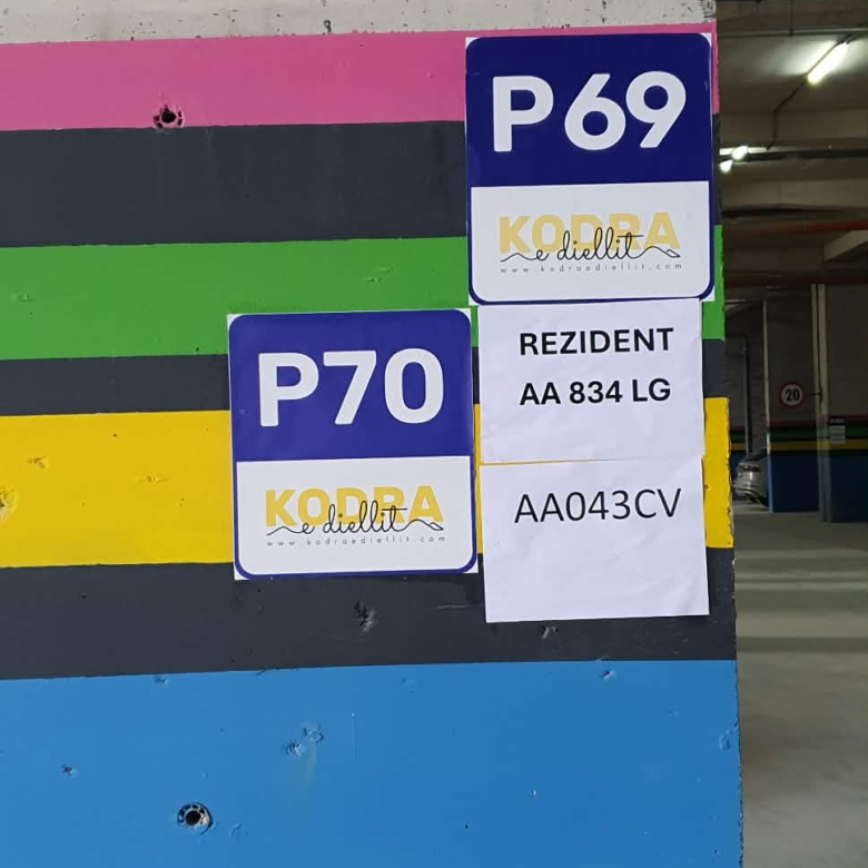 780