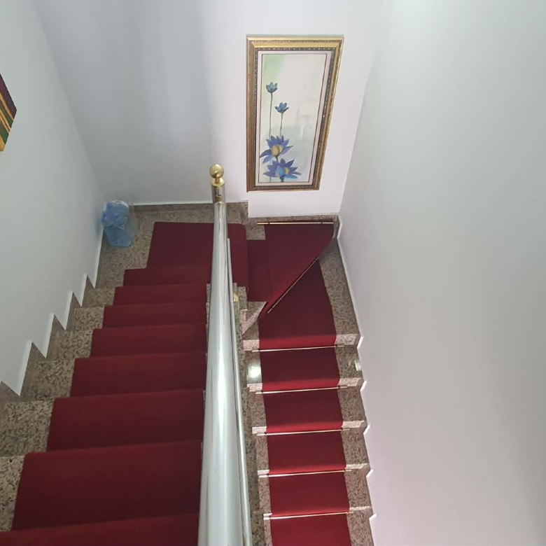 780