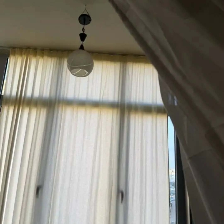 780