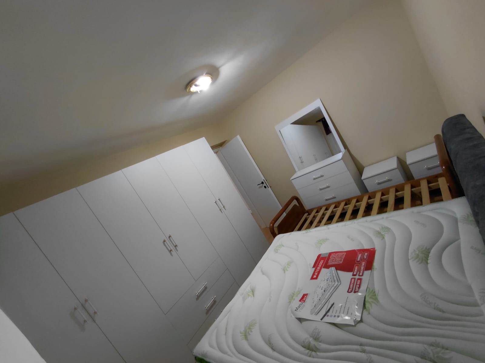 87f623eb-30a5-408e-9ca1-bb205ab66109