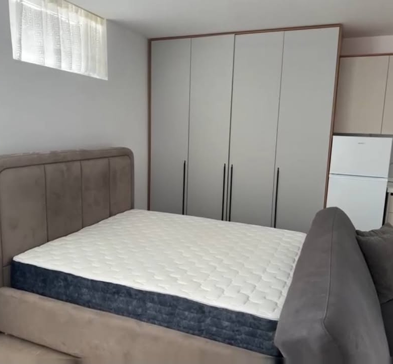780