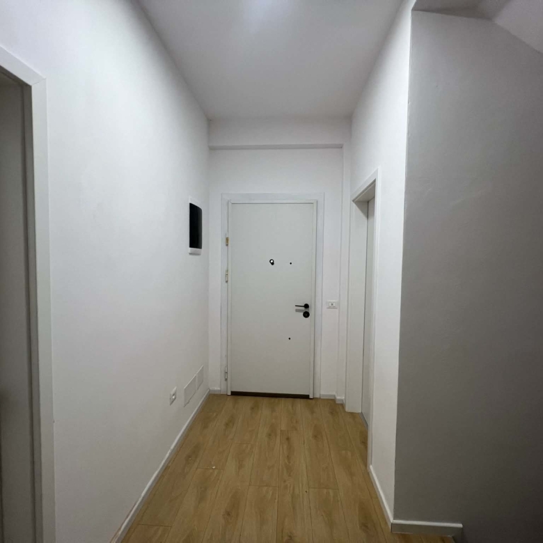 780