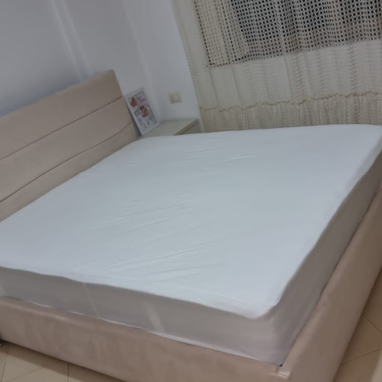 780