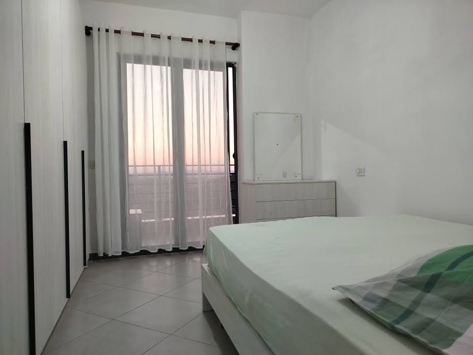 astir-shitet-shtepia-apartament